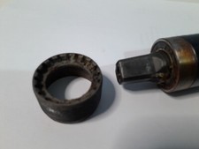 BOTTOM BRACKET 68x111 mm SEALED CH52 CHINHAUR 1.37 x 24T ENGLISH BB Square taper