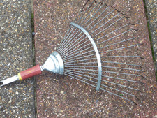 WOLF-Garten Multi-Star Leaf Rake 50cm Snap & Click System