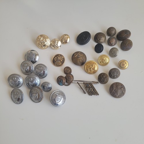 Assorted vintage buttons - buttons,