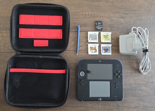 Nintendo 2ds blue - blue, black