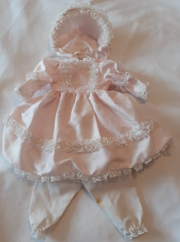 Antique style lace pale pink - lace,