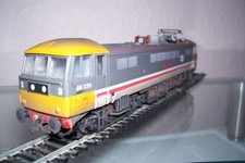 HORNBY R2415 CLASS 86 86235 "NOVELTY"