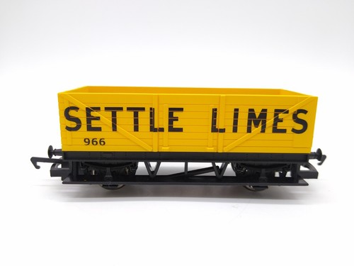 Hornby settle limes open - hornby,