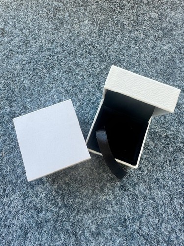 Pandora charm gift box - pandora,
