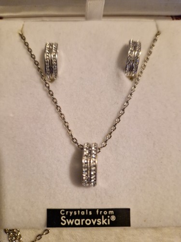 Stunning swarovski crystal - stunning,