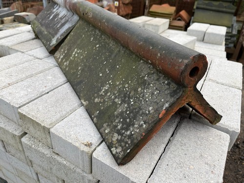 Roof tiles reclaimed roll top - roll,