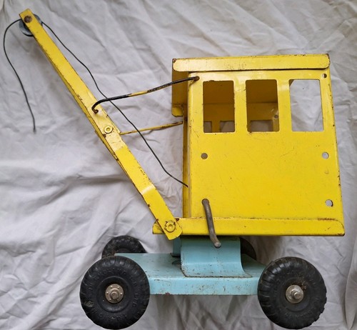 Vintage tri ang metal - vintage, "toby"