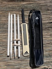 ADIDAS 4 Cricket Bat Set, Incl Stumps, Bails & Carry Case