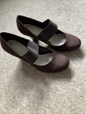 Ladies Brown Suede Court Shoes