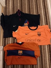 Barcelona Vintage 97 And 02 Football Shirts - 97 S 02 L - 09 away M  