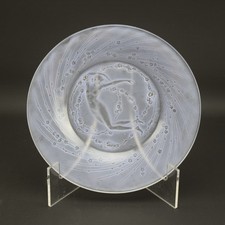 Rene Lalique Une figurine et