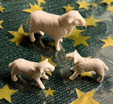 Playmobil Sheep & 2 Lambs Farmyard Animals Adjustable Toy Ideal Stocking Filler