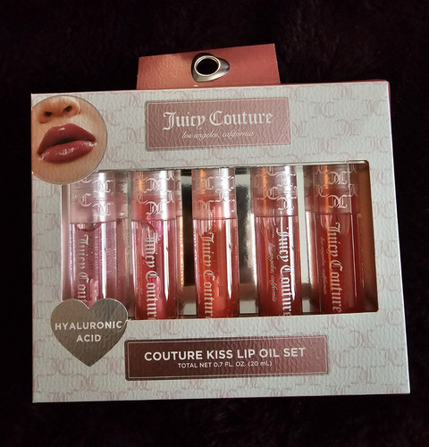 Juicy couture kiss - couture, lip