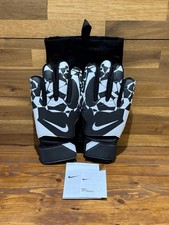 Nike Match Goalkeeper Gloves Black / White Size 7 New