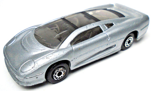 Maisto jaguar xj220 - maisto,