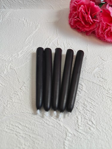 Black raw beeswax pillar - black,