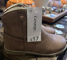 Girls Brown Ankle Boots. Size UK 13. Still With Tags, Never Been Worn.
