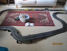 Scalextric C1362 Mustang/ Camaro xt. trackramp F1car(parts?)3controllers1 faulty