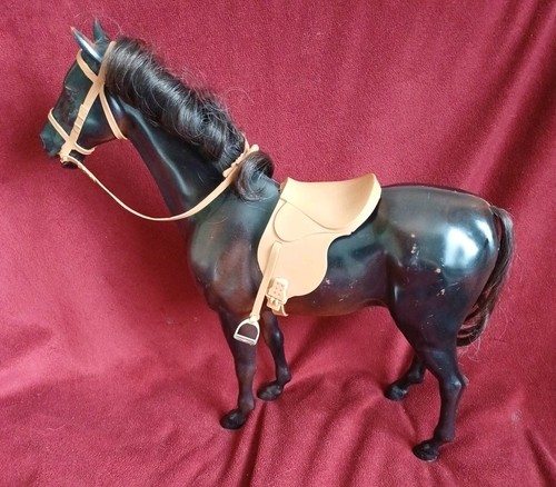 Pedigree sindy chestnut horse - pedigree,