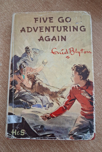 Famous five adventuring - famous,