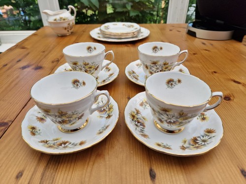 Colclough daisies piece - daisies,