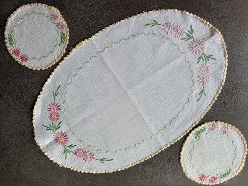 Vintage hand embroidered - vintage,