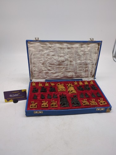 Antique handcarved chess set - handcarved,