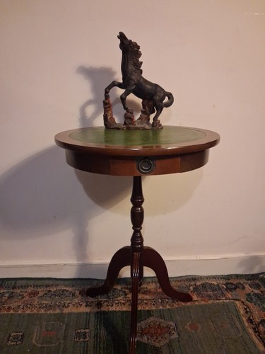 Round side table - round,