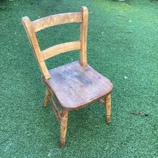 ANTIQUE CHILD’S WOODEN CHAIR
