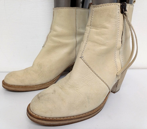 Acne studios womens off white - studios,