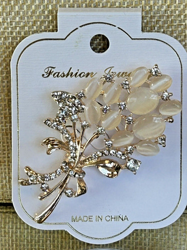 Stunning new box brooch pin - stunning, brooch/pin