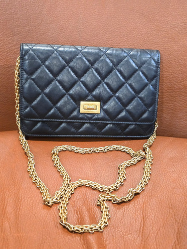 Chanel black quilted leather - black,