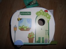 Caravan potting shed - potting, bird
