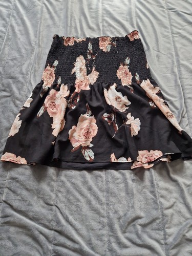 Womans summer sholder - less, top