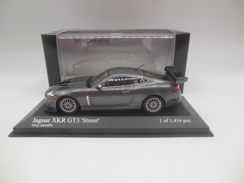 Minichamps 400 081390 2008