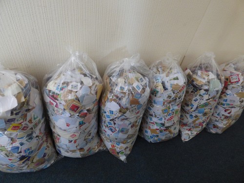 5kg mixed kiloware on - 5.5kg,