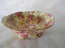 VINTAGE ROYAL WINTON GRIMWADES