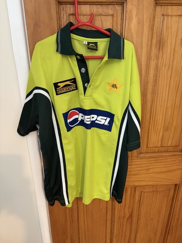 Vintage slazenger pakistan - vintage,