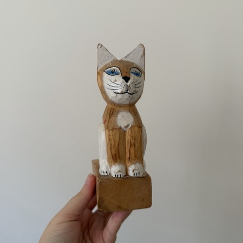 Vintage hand carved - hand, cat