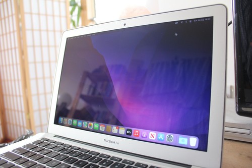 Apple macbook air 2017 - apple,