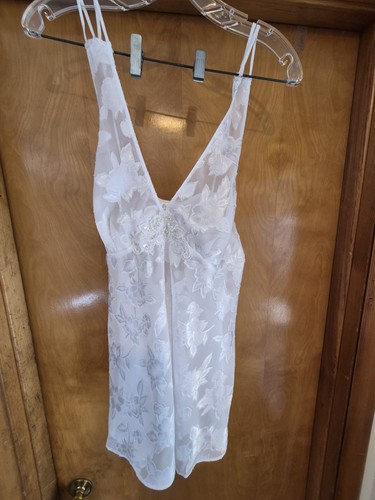 Womens size medium secret - womens,
