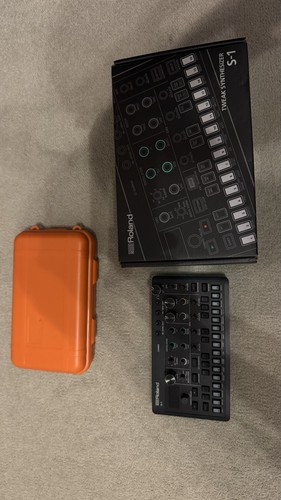 Roland tweak synthesizer - roland,