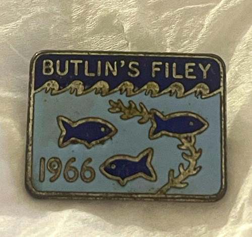 Butlins filey 1966 enamel - butlins,
