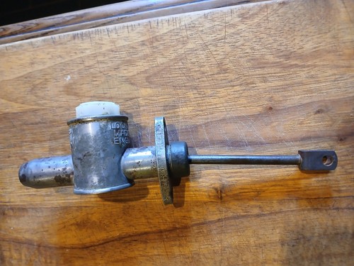 Wolseley 1500 brake - , master