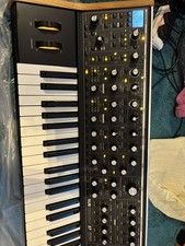 Moog Subsequent 37 Analog