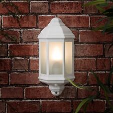 Outdoor Wall Mounted Lantern