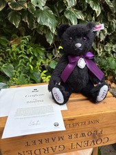 Steiff Queen Elizabeth II Memorial Bear – Limited Edition – EAN 664519