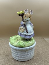 Schmid Beatrix Potter Music Box The Tale Of Two Bad Mice