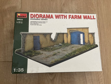 L288 MiniArt Model Kit 36033 - Diorama With Farm Wall - 1/35 - Pts Sealed