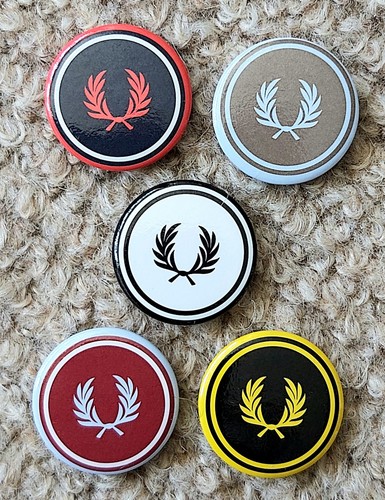 Fred perry pin badges - fred,